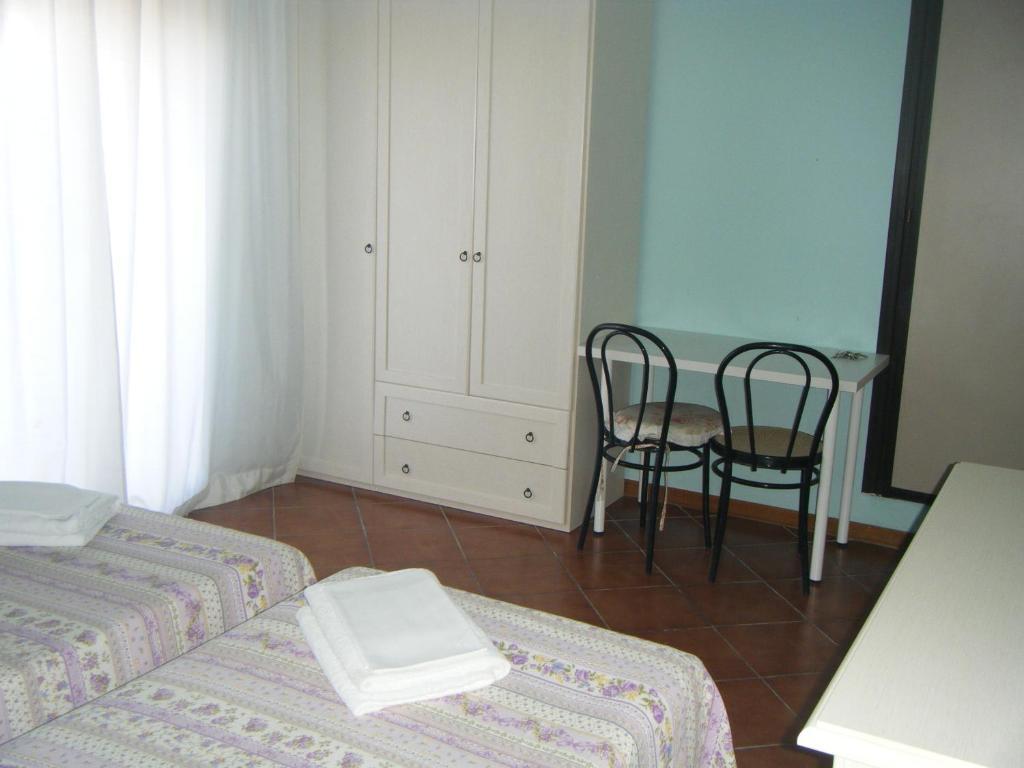 Hotel Cordova Φλωρεντία Δωμάτιο φωτογραφία