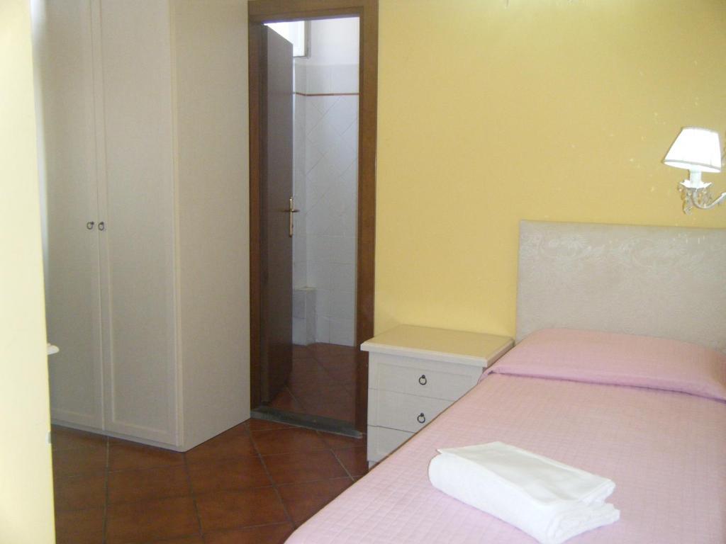 Hotel Cordova Φλωρεντία Δωμάτιο φωτογραφία